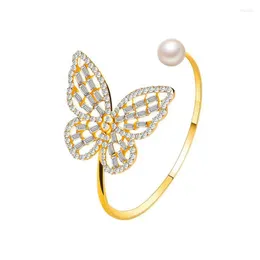 Bangle Elegant Zirconia Butterfly Bangles Armband för kvinnor Kvinnlig silverfärg söt insektsöppning smycken