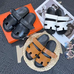 Zapatillas Chypre de diseñador, sandalias de cuero para mujer, chanclas para hombre y mujer, zapatillas planas de playa de verano S con caja