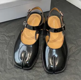Skor Kvinnor Luxur Designer Sandal Half Casual Shoes Ballef Flat läder Ankel Heel Slip On Boot Lambskin Calf Dance