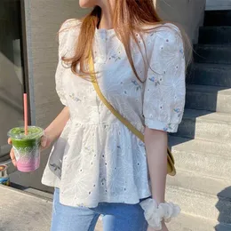 Women's Blouses Shirts Coreano chic puff manga bordado topo vero babados blusa feminina oco para fora camisa de renda branca P230517