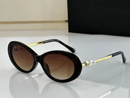 Óculos de sol femininos olho de gato moda moderna requintado design clássico pérola óculos de sol masculinos de alto nível CH5428-H TAMANHO 55 17 143 proteção para os olhos atacado