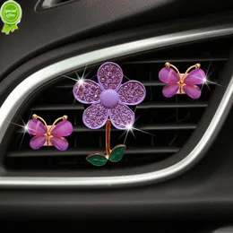 NOWOŚĆ 1/3PCS Crystal Flower Air Air Fresner Piękne małe motyle damskie samochody Dekoracja Dekoracja klipu powietrza