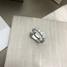 Anello Anelli di marca di lusso Anelli di design per donna e uomo Anello aperto di lusso con serpente d'argento stretto Fedi nuziali per coppia con diamanti pieni da donna