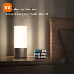 Accessori Nuovo Lampada da comodino Xiaomi 1 Tavolo intelligente LED LEGGIO MI Home App Controllo wireless Mijia Camera da letto scrivania Night Light Wifi Remote Control