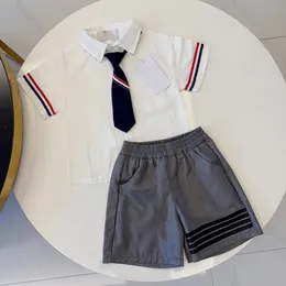 roupas de bebê roupas de bebê meninas meninos camiseta conjunto de gravatas curtas de design de luxo top shorts de verão manga com letras