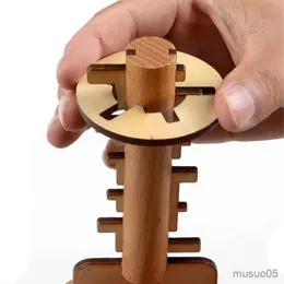 Intelligence toys Classical Wooden Toy Unlock Key Kong Ming Luban Lock Kids Brain Teasers Adults Children Educational