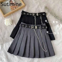 Skirts Gothic Skirts with Belt hanging Women Pleated Mini Chain Skirt with Shorts Black Sou South Korean Cool Girls Harajuku y2k Skirt 230518