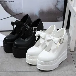 Sandálias Primavera e verão Novos sapatos casuais coreanos de mulheres muffin Sapatos brancos de sola grossa 14 cm Sapatos únicos de salto alto J230518
