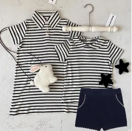 Family Matching Outfits Jenny Dave SpringSummer Collection Same Black Stripe Womens Treasure Super Soft Bowtie Tshirt Girl 230518