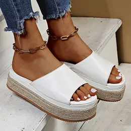 Sandalen Damen Sandalen Gewebte Kante Plateauschuhe Neue Sommer Casual Heels Hausschuhe Outdoor Strand Rutschen Weiblich Plus Größe 43 Alias 230417