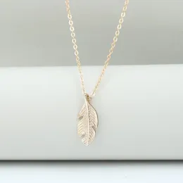 Fashion Light as Feather Leaf Pendant Gold Plated Necklace Woman Alloy Womens Choker Mens Necklaces Jewelry with Letters Wish Card Gift