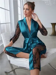 Женская атласная пижама женская пижама великолепная рукава с брюками контрастной кружевной лаундж носит Hollow Out 2pcs Sleepwear 230517