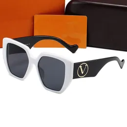 Moda Lou top cool óculos de sol Nova moda óculos de sol pretos evidência quadrado masculino designer de marca L feminino popular colorido vintage óculos com caixa original