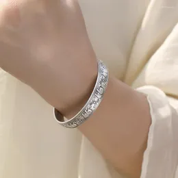 Pulseira de abre de cor prata vintage pulseira de pulseiras de elefantes criativos para mulheres do presente de aniversário de jóias de estilo nacional