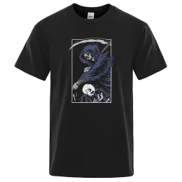 Reaper Death Scythe Chain Skull Rock High Street Abbigliamento maschile Moda Top larghi Creatività Maglietta casual Modello sciolto