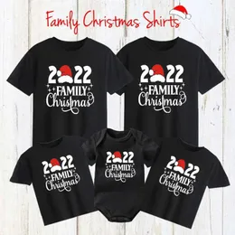 Familjsmatchande kläder 2022 Familj Julskjorta Bomull Familj Matchande Set pappa mamma barn t-shirt baby jumpsuit matchande pyjamas julkläder gåva G220519