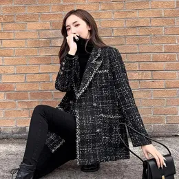 Blandningar quiltade förtjockade 2023 Spring Autumn Ladies Plaid Woolen Coat Liten doftstil Rough Flower Ladies Stitching Liten kostym x71