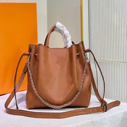 10A حقيبة مصممة فاخرة مصممة عالية الجودة بيلا بيلا تحمل أكياس ثقب الأزياء حقائب اليد الكلاسيكية لمحفظة النساء مع محافظ الحقيبة