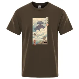 Ukiyo-E Style Castle In The Sky Anime Stampa Uomo T Shirt Hip Hop T Shirt Creatività 100 Cotone Top Traspirante