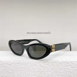 Lyxkvalitet Luxury Brand Designer Solglasögon för kvinnor Fashion Gradual Color Retro Sun Glasses Beach Lady Summer Style Kvinnlig UV400 Model MU 09YSNS4Y8OI5