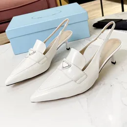 Sandálias de bico fino elegantes mulheres 5,5 cm vestido de salto alto sapato de fivela triangular decoração de alta qualidade sapatos de salto gatinho de couro envernizado sapatos de grife