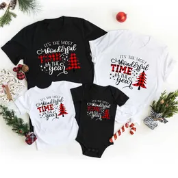 Familienoutfits Dies ist die schönste Zeit des Jahres mit Familien-Weihnachtskostümen wie dem Vater-Mutter-Kind-T-Shirt-Baby-Overall-Weihnachtsset G220519