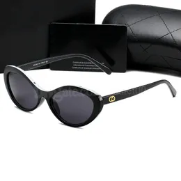 Маленькие рамки модельер -дизайнер солнцезащитные очки классические очки Goggle открытые пляжные солнцезащитные очки для мужчины.