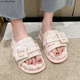 Slippare Brand Designer Platform tofflor Kvinnor Buckle Tjock Sole Beach Slippers Woman 2023 Summer Y2K Flat H EALLED SANDALS Outdoor Slieds J230519