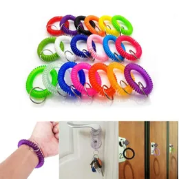 Pulseras 50 unids/set llavero de bobina pulsera de plástico estirable llavero de bobina de muñeca colorido para Sauna gimnasio piscina ID Badge Locker