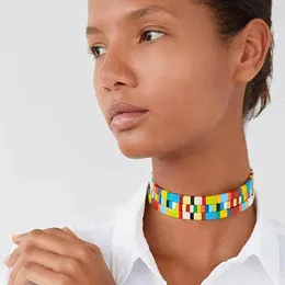 Halsband bohemiska halsband handgjorda vänskap stickade vävning stapelbar emalj regnbåge kaker choker mode gatufotografering tillbehör