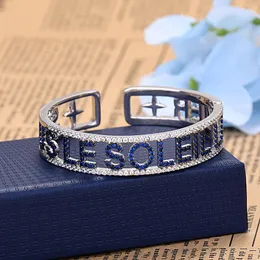 Braccialetto di fascia alta classico lettera braccialetto da donna gioielli di marca di moda squisito braccialetto aperto con zirconi blu miglior regalo Zk35