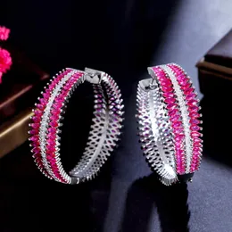 Huggie cwwzircons本物のキュービックジルコニアPave Fuchsia Red Cz Big Chunky Round Twatedide Hoop earrings for luxury Jewelry cz395