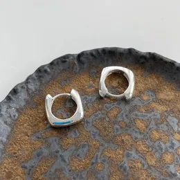 Huggie Silvology Orecchini a cerchio lucidi quadrati in argento sterling 925 per le donne Orecchini eleganti e minimalisti Gioielli di moda da donna
