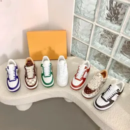 Tasarımcı Sneaker Virgil Trainer Ayakkabı 1s 1 Calfskin Deri abloh Beyaz Yeşil Kırmızı Mavi Mektup Kaplama Platformu Düşük Top Retro Basketbol Ayakkabıları Boyut 35-45 01
