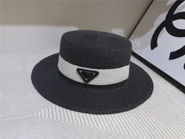 Luxury Designer Woven Wide Brimmed Hat Sun Hat Summer Women Wide Cap Adult Flat Top Visor Woven Straw Hats Letter Plaid Fashionable Cap