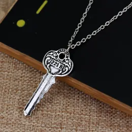 Collane The Key to 221b Collana Sherlock Vintage 221b Chiave Colori antichi e ciondolo in bronzo per uomo e donna Commercio all'ingrosso 10 pezzi