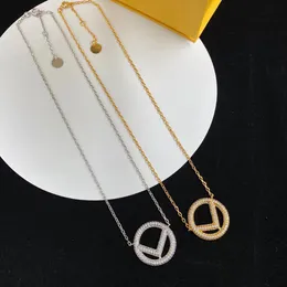 Luxuriöse Designer-Halsketten mit Buchstaben-F-Anhänger, 18 Karat vergoldet, Kristall-Strass-Halskette für Frauen, Hochzeit, Schmuck, Accessoires