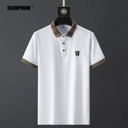 Mężczyzn Polos Summer krótkie koszule z krótkim rękawem Mężczyzny marka bawełniana biznes swobodne soild haftowe czarne ubranie 230522
