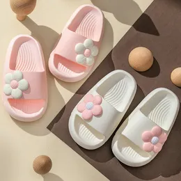 Pantofole per bambini Pantofole Comode Sandali da spiaggia da giardino estivi Scarpe da bagno in PVC per bambini antiscivolo per ragazzi Infradito per interni 230522