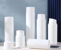100pcs beyaz pp havasız şişe vakum pompa şişesi Kozmetik konteyner için kullanılan 30ml 50ml 80ml 100ml 120ml 150ml SN6903