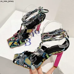 Sandaler Liyke Fashion Mixed Color Snake Print Square Toe Women's Sandals High Heels Summer Cross Lace-Up Party Dress Shoes Pumpar Storlek 41 J230518 J230519 J230522