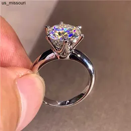 Anelli Anelli a fascia Anello di fidanzamento in vera moissanite da 5 carati Anello da donna in oro bianco 18 carati placcato con diamante da laboratorio Anelli nuziali in argento sterling Ebreo