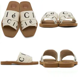 مصمم صندل الخشب النعال العلامة التجارية Canvas Square Tee Tee Thermproidery Summer Fashion Sandal Flated Mule Beach Outdoor Home Slide 35-42