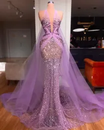 NOVITÀ Abiti da ballo a sirena viola senza maniche con scollo a V in pizzo Halter Appliques Hollow Sexy paillettes lucide Lunghezza del pavimento in rilievo Abiti da sera celebrità Custom Made