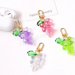 Söta 3D -druvor Keychain Rhinestone Arylic Crystal Pompom Car Keychain Key Chain Charm Pendant Ring Accessories Women Girl