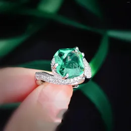 Cluster Rings Creative Paraiba Twist the World Square Emerald Full Diamond Par Ring For Women Geometric Halloween Gift Jewelry