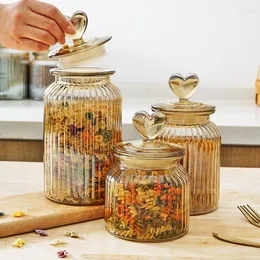 Storage Bottles Creative Sealed Jar Glass Bottle Food Container Amber Love Tea With Lid Pot Kitchen Utensils Home Decor