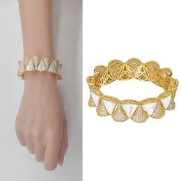 Brazalete de diamante en forma de abanico, brazalete chapado en oro, marca de lujo con pulsera de concha blanca para mujer, pulseras con dijes de Color dorado, regalo de joyería