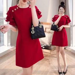 Rode rok 2023 Nieuwe zomer dames korte mouw elegantie, slanke en kleine, geweldige rode jurk