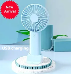 Nowy przenośny fan USB Portable Fan ładujący ręczny wentylator cichy komfortowy uchwyt mini zabawa na zewnątrz ładowarka na zewnątrz małe biuro sportowe przenośne